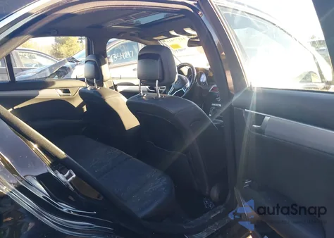 2013 Mercedes-Benz C 300 Sport 4Matic из США, поврежденный, VIN WDDGF8AB0DR296916